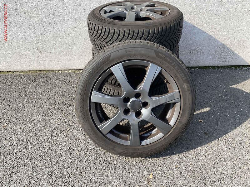 Škoda Superb (2016) 2.0 TDi, Style, kůže, +ALU - fotka 20 z 20
