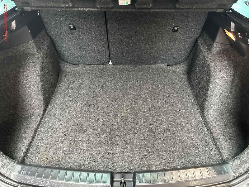 Seat Ibiza (2015) 1.2 TSi, Style - fotka 7 z 17