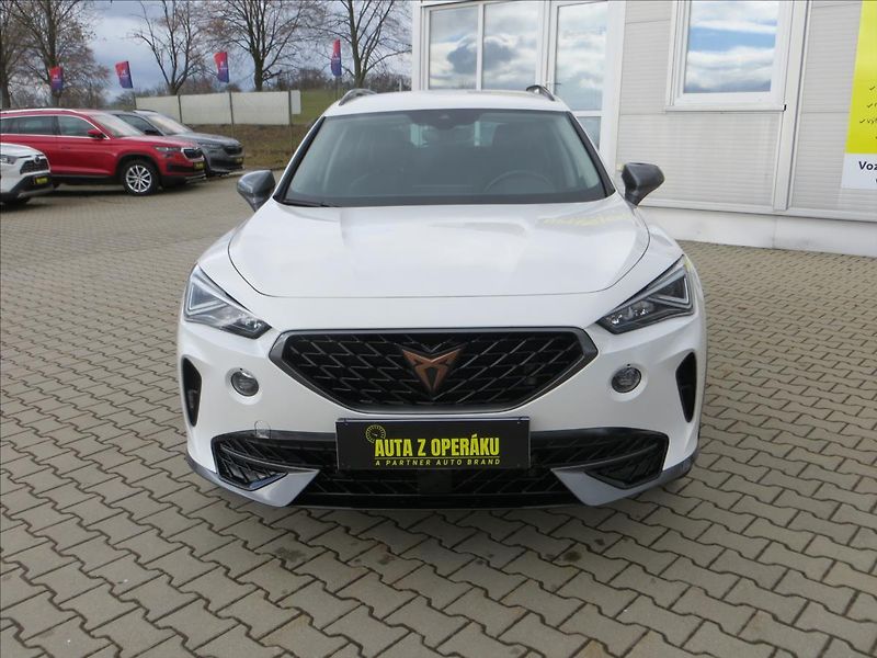 Cupra Formentor 1,5 TSI 110Kw DSG ACC LED ČR - fotka 2 z 22