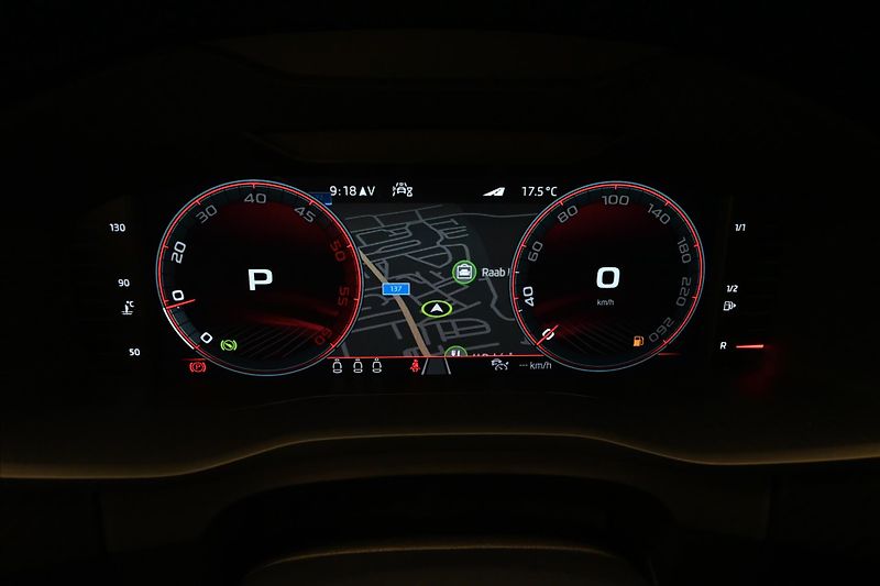 Škoda Kodiaq 2,0 TDI 147kW DSG 4x4 Sport LI - fotka 16 z 33