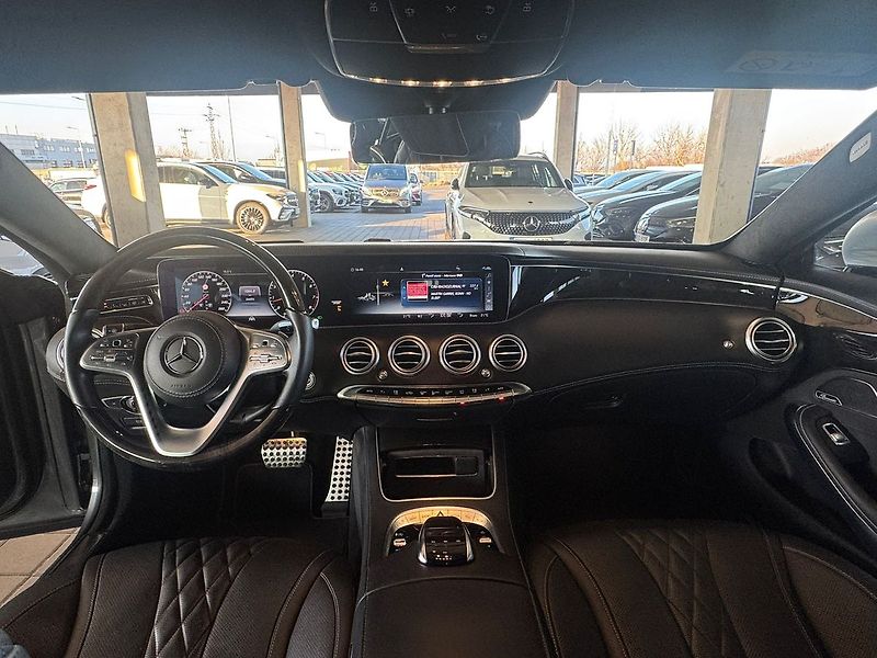Mercedes-Benz Třídy S 560 4MATIC kupé - fotka 13 z 19