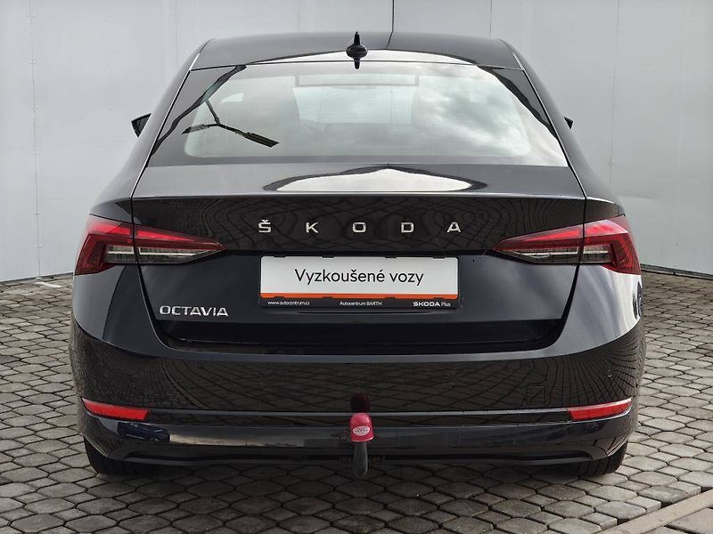 Škoda Octavia Ambition 1,5TSI - fotka 20 z 21