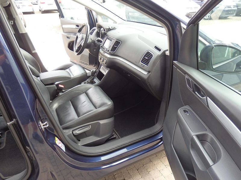 Volkswagen Sharan 2.0 TDI 130 kW - fotka 11 z 39