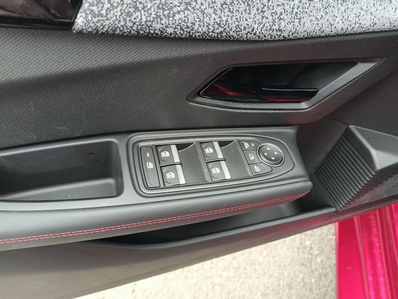 Renault Clio (2026) techno TCe 115 - fotka 20 z 28