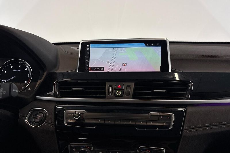 BMW X1 xDrive20d - fotka 9 z 12