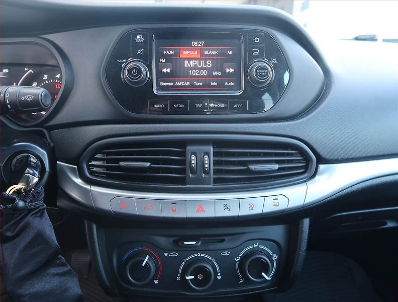 Fiat Tipo (2021) 1.4 16V, ČR,1.maj, Serv.kniha - fotka 12 z 17