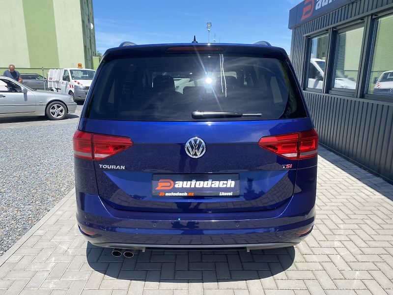 Volkswagen Touran 1.4 TSI 110kW- 1xMAJ.- 7 MÍST - fotka 4 z 42