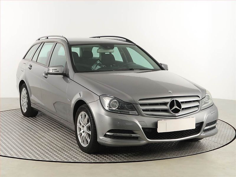 Mercedes-Benz Třídy C (2012) Classic C 220 CDI, Automat - fotka 1 z 18