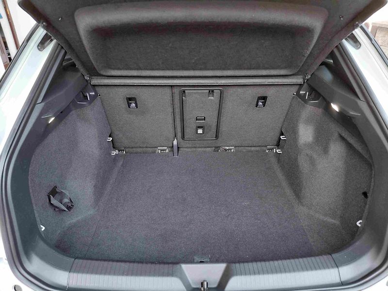 Volkswagen ID.4 PRO PERFORMANCE 77kWh SOH-93,2 - fotka 13 z 24