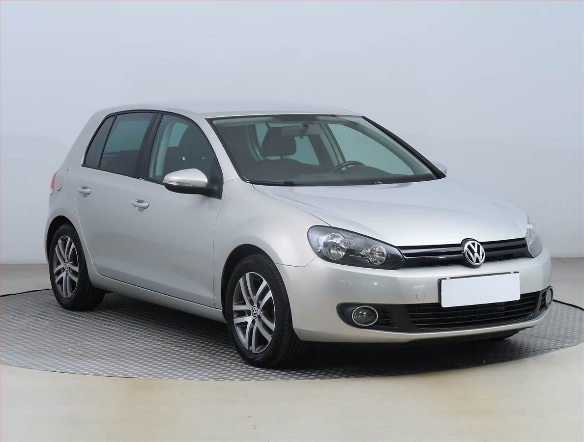 Volkswagen Golf 1.2 TSI, ČR,1.maj