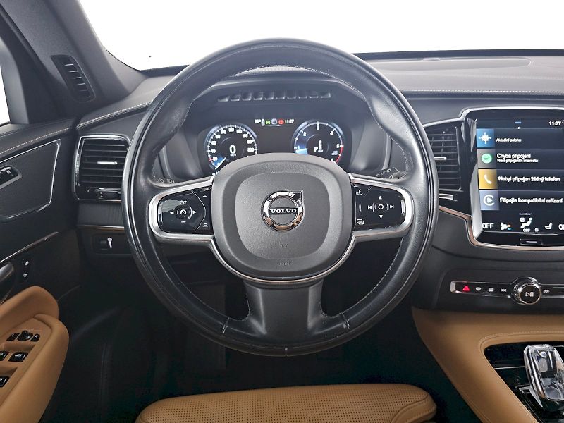 Volvo XC90 (2022) B5 AWD INSCRIPTION - fotka 8 z 34