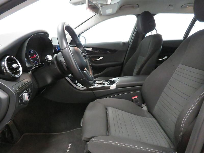 Mercedes-Benz Třídy C - fotka 11 z 25