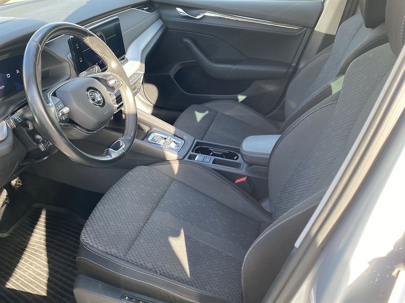 Škoda Octavia (2022) Combi 2.0 TDI DSG Style - fotka 8 z 35