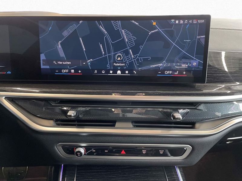 BMW X7 xDrive40i M-Sport ExDrive SkyL - fotka 14 z 16