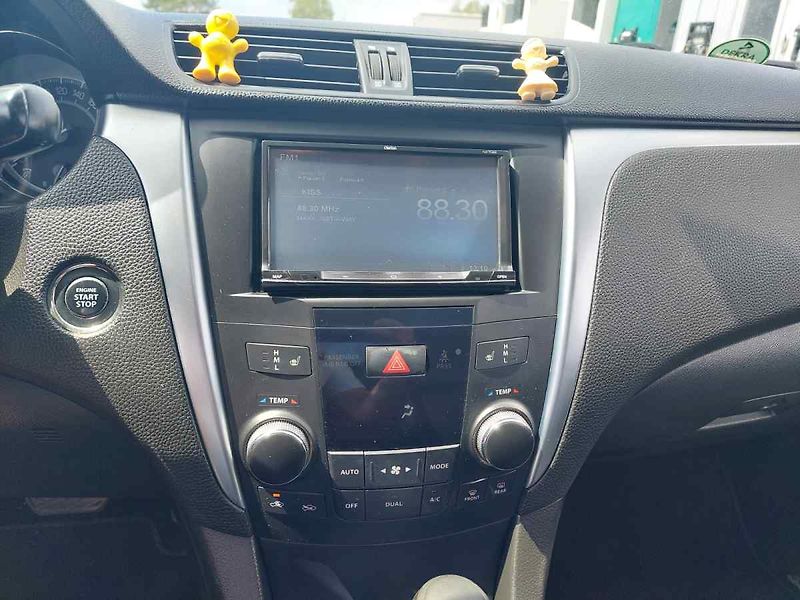 Suzuki Kizashi 2.4 4WD - fotka 35 z 59
