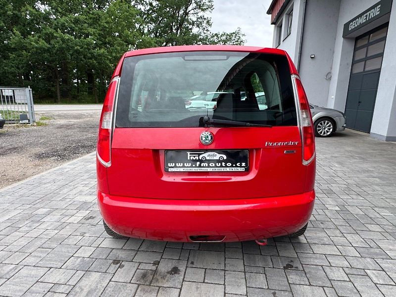 Škoda Roomster (2009) 1.2 HTP - fotka 6 z 28