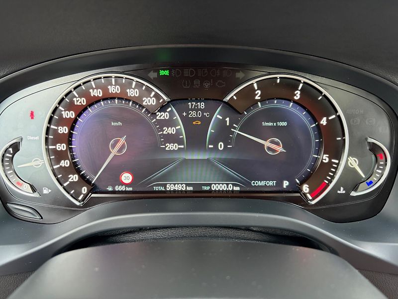 BMW X3 (2021) 20d PANO HeadUp Tažné 59.000km - fotka 35 z 66