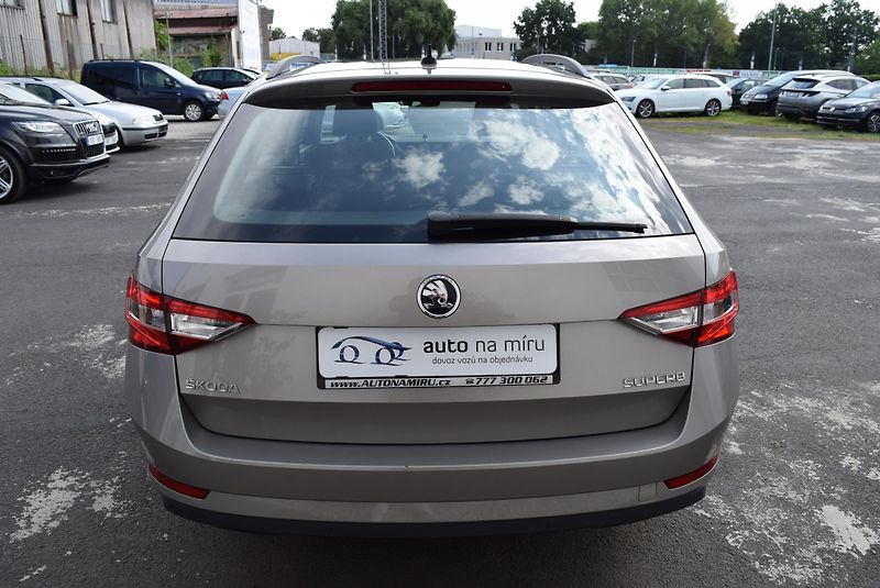 Škoda Superb (2017) 1.4TSI 110kw AMBITION APP OPS - fotka 8 z 50