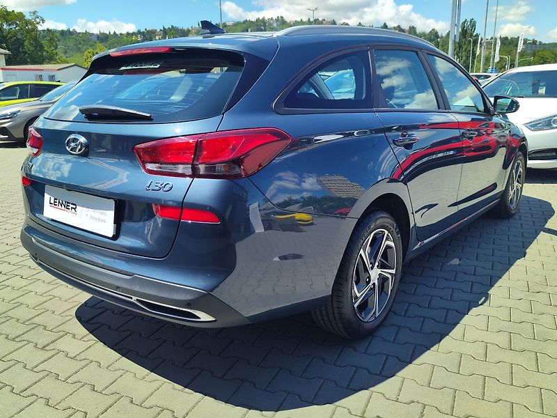 Hyundai i30 1.0 T-GDi/88kW Comfort DCT - fotka 5 z 27