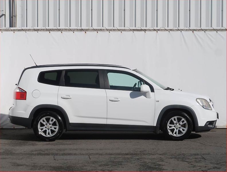 Chevrolet Orlando (2013) 2.0 VCDi, 7 míst, nová STK - fotka 6 z 19
