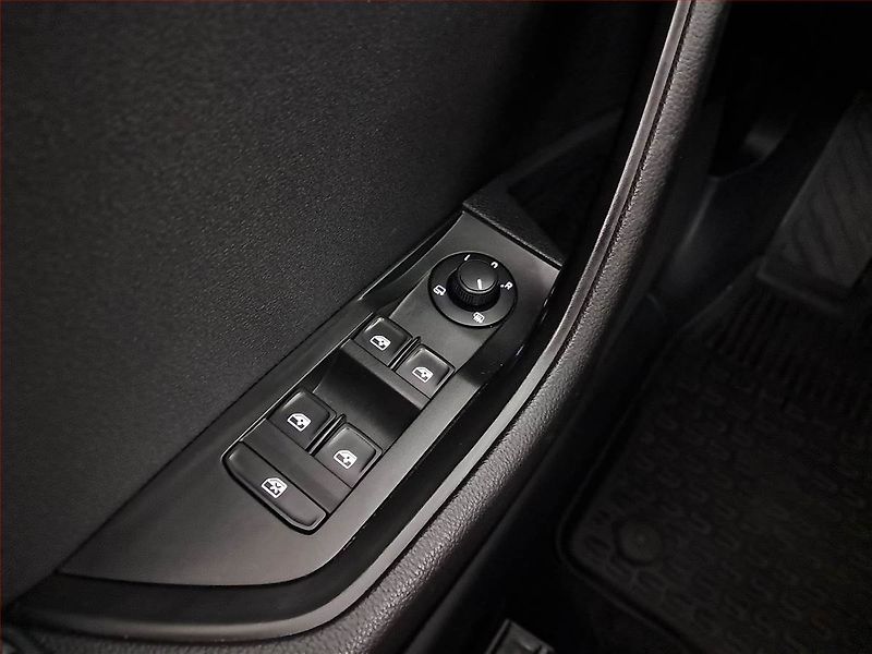 Škoda Superb (2017) Ambition 2.0 TDI, Automat - fotka 20 z 24