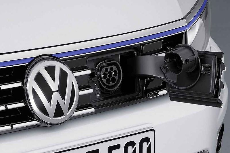 Volkswagen Passat GTE.