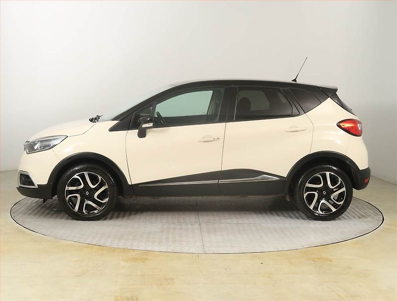 Renault Captur (2016) 1.2 TCe, Automat, Tempomat - fotka 3 z 22