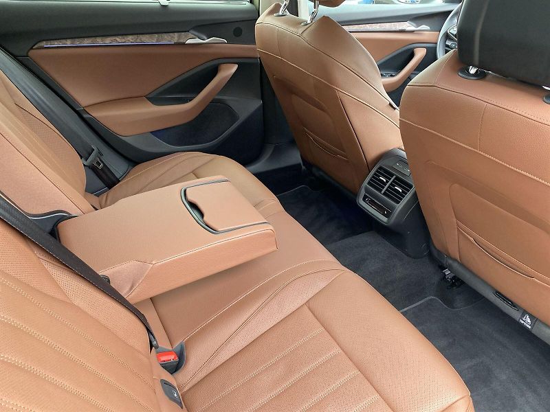 Škoda Superb (2024) 2.0 TDI 4x4 DSG L&K - fotka 9 z 38