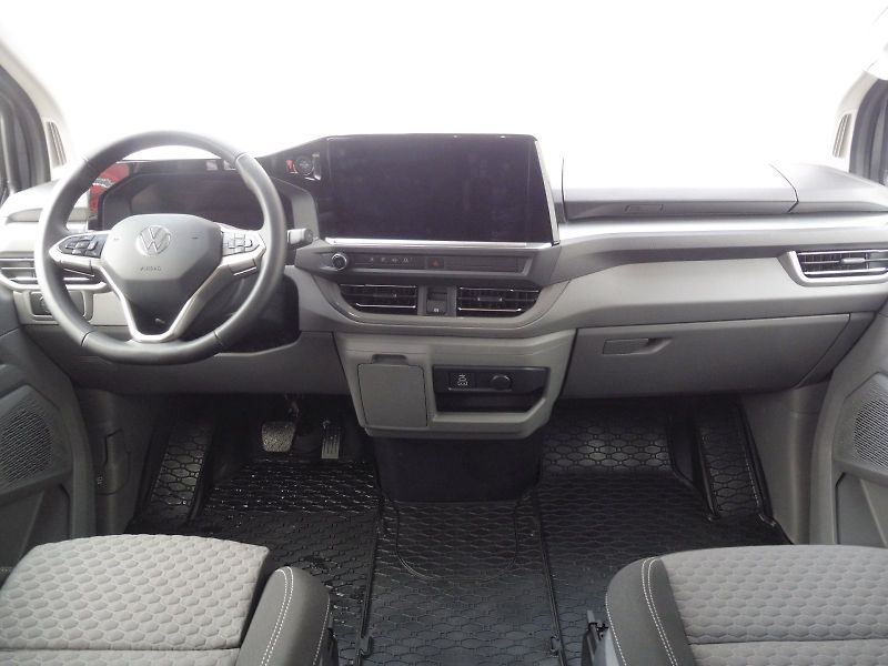 Volkswagen Caravelle (2025) Life DR 2,0 TDI 110kW 8AT - fotka 5 z 29