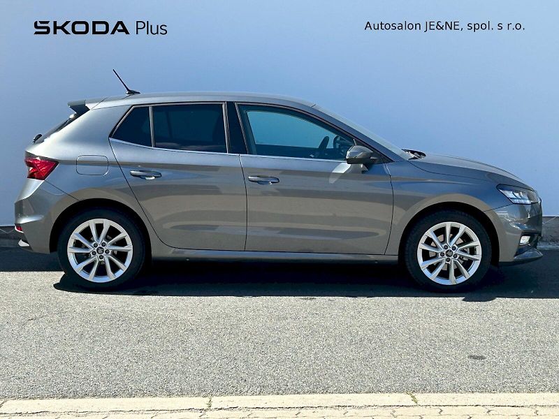 Škoda Fabia (2025) Top Selection 1.0 TSI 85 kW - fotka 8 z 30