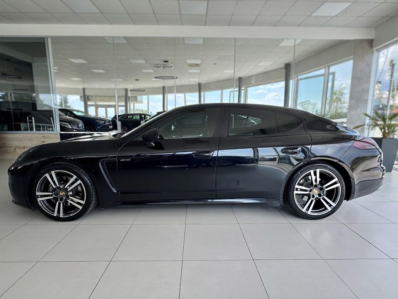 Porsche Panamera Diesel*221kW*Chrono*Webasto - fotka 8 z 33