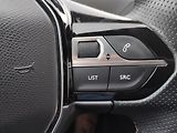 Peugeot 3008 (2017) GT 2.0 HDI 150k MAN6 1.MAJITEL - náhled 19