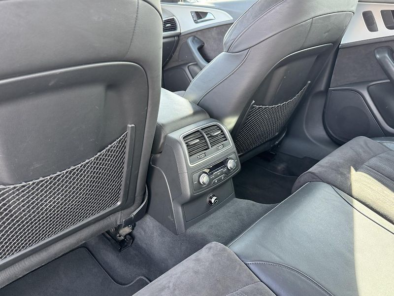 Audi A6 Avant (2015) - fotka 10 z 19