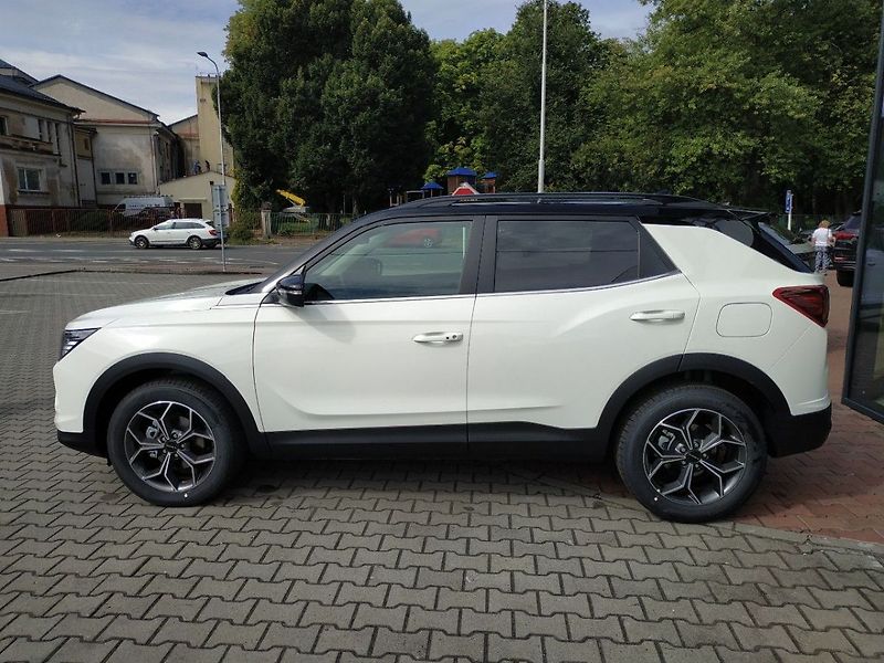 KGM Korando 1.5T, ELEG.,2WD, AT, SKLADEM - fotka 7 z 30