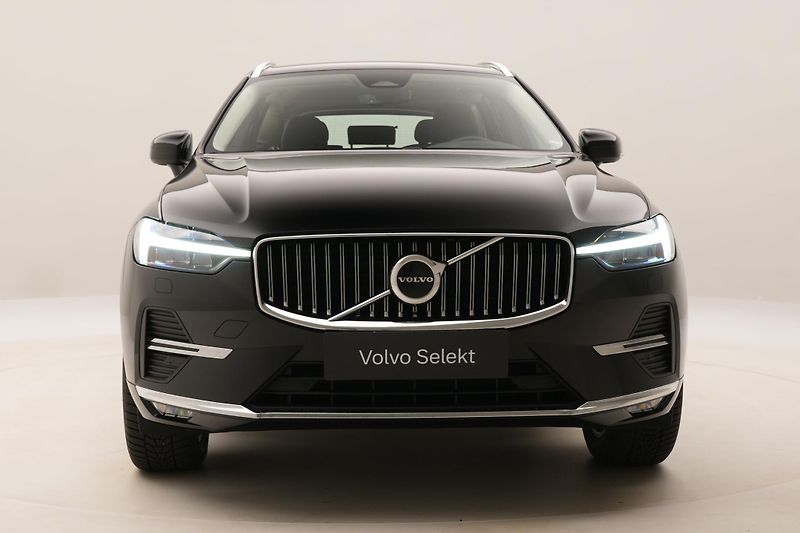 Volvo XC60 B4 AWD BRIGHT PLUS AUT  - fotka 16 z 48
