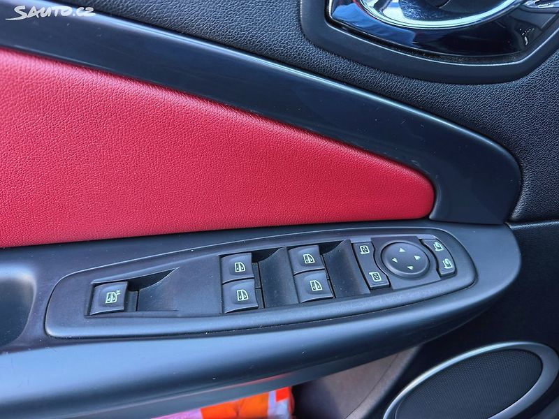 Renault Mégane 2.0 dCi 118kW - fotka 37 z 43