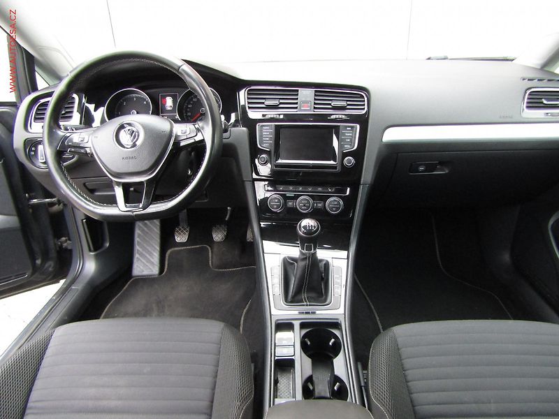 Volkswagen Golf (2014) 2.0 TDi, Klima - fotka 8 z 22
