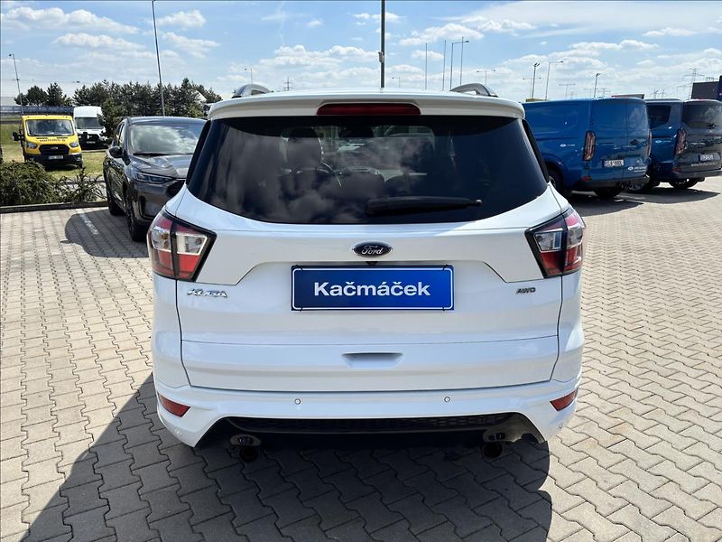 Ford Kuga 2,0 EcoBoost 170 kW ST-Line - fotka 4 z 44