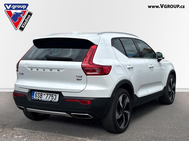 Volvo XC40 (2018) T4 Drive-E Inscription FWD Aut - fotka 4 z 26