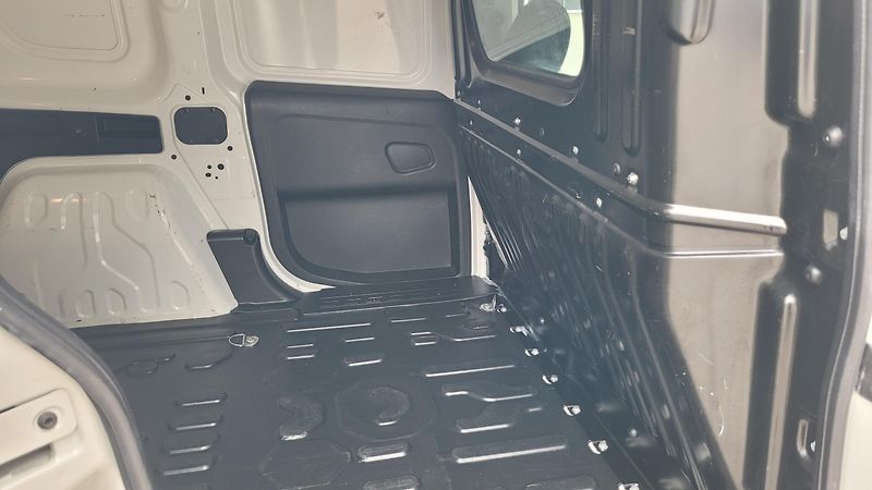 Fiat Dobló cargo (2023) 1,6 JTD KOUPENO V ČR - fotka 15 z 22
