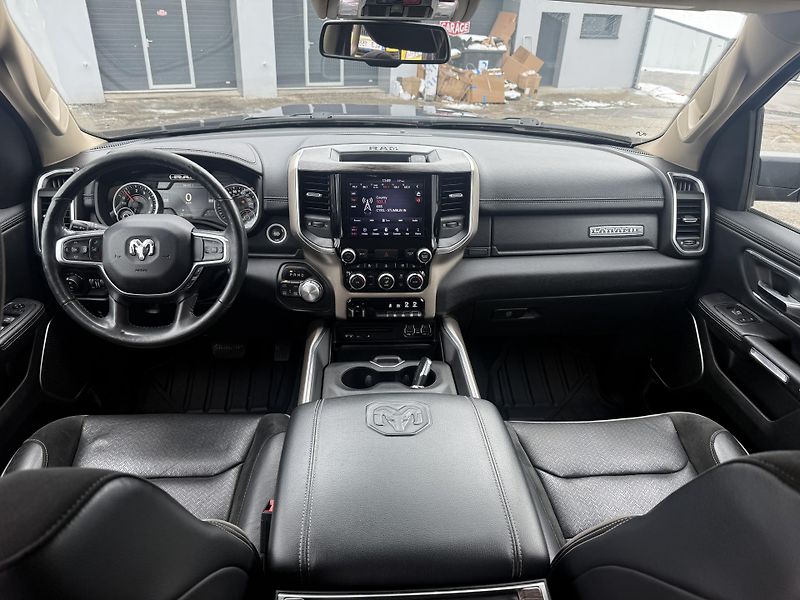 Dodge RAM (2019) +HEMI+PRO COMP LIFT+LARAMIE+ - fotka 22 z 23
