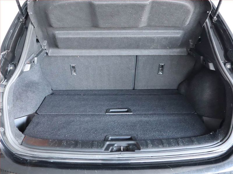 Nissan Qashqai (2015) 1.5 dCi, Navi, Tempomat - fotka 14 z 18