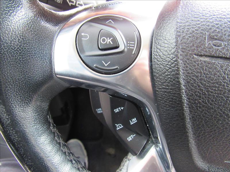 Ford Tourneo Connect 1,5 TDCi 88kW 5 Míst Long - fotka 22 z 32