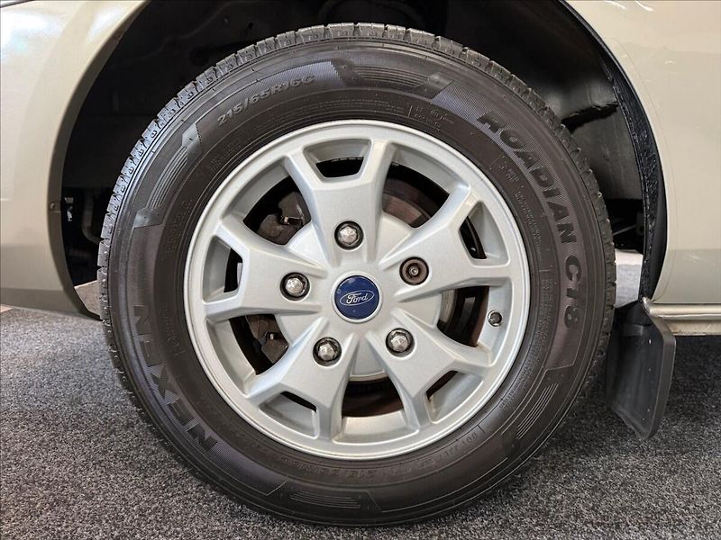 Ford Tourneo Custom 2,2 TitaniumX,92kW,po servisu - fotka 26 z 30
