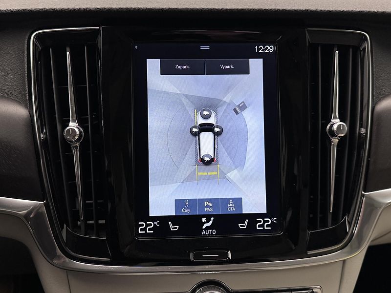 Volvo V90 CC D5 AWD POLESTAR REZERVACE - fotka 41 z 42
