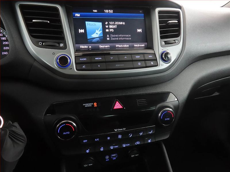 Hyundai Tucson (2017) 1.7 CRDi, Serv.kniha, Kůže - fotka 12 z 14