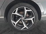 Volkswagen Passat (2017) Comfortline 2.0 TDI, Automat - náhled 15