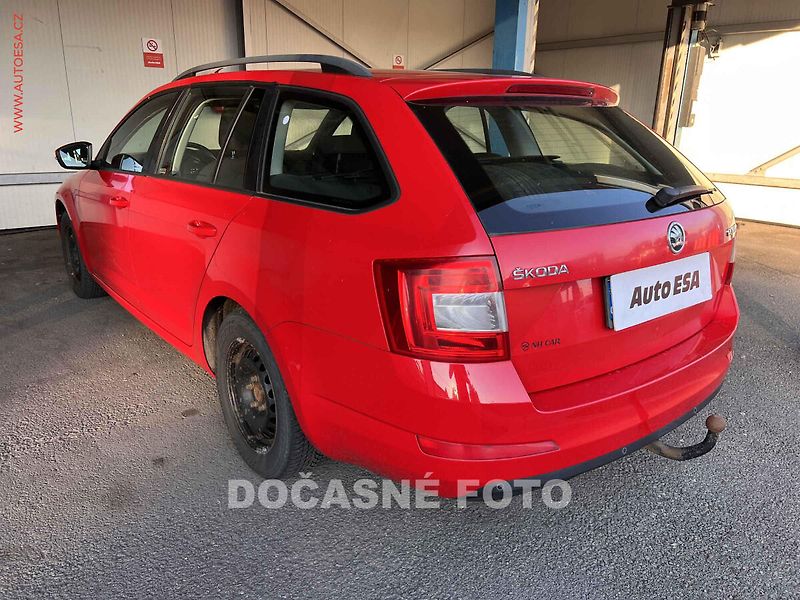 Škoda Octavia (2016) 1.6TDi, 2.maj,ČR, AC, výhřev - fotka 2 z 3
