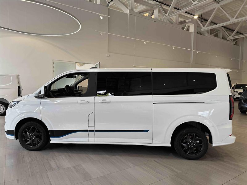 Ford Tourneo (2026) 2,0 EcoBlue 125 kW/170k  Custo - fotka 7 z 20