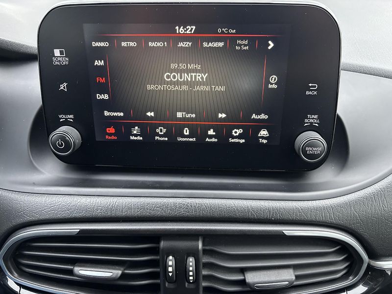 Fiat Tipo (2021) 1.6 MultiJet, 96kW, ČR - fotka 17 z 18